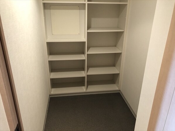 ホワイトタワー浜松町の物件内観写真